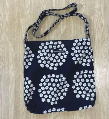 마리메꼬 푸케티 숄더백