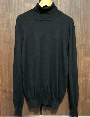 FABIANA FILIPPI 이탈리아제 하이넥 니트 스웨터 블랙