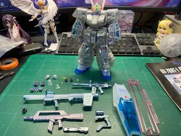 MG 1/100 건담 NT-1 Ver. 2.0 알렉스 클리어 컬러