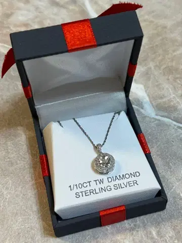 1/10CT TW 다이아몬드 스털링 실버 목걸이