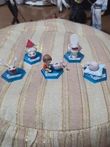 디지몬 어드벤처 코로몬 피규어 5체 세트