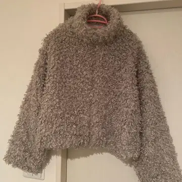 VENCE 익스체인지 푸들 퍼 스탠드 자켓