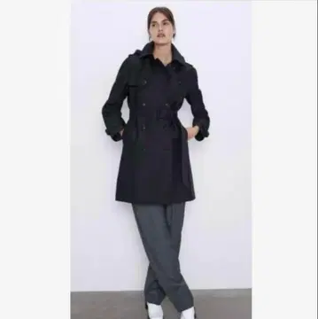 ZARA 블랙 트렌치코트