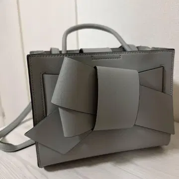 FRAY I.D 리본 포함 그레이 숄더백