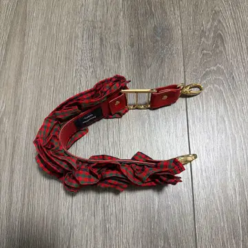 [ familiar x Bibiy ] 프릴 스트랩