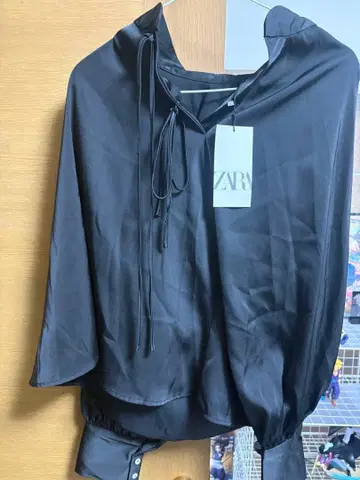 ZARA 블랙 셔츠 L 사이즈