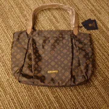 미사용 택 포함 Russet 토트백