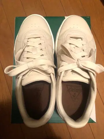 PUMA 통굽 23.5cm 여성용 스니커즈