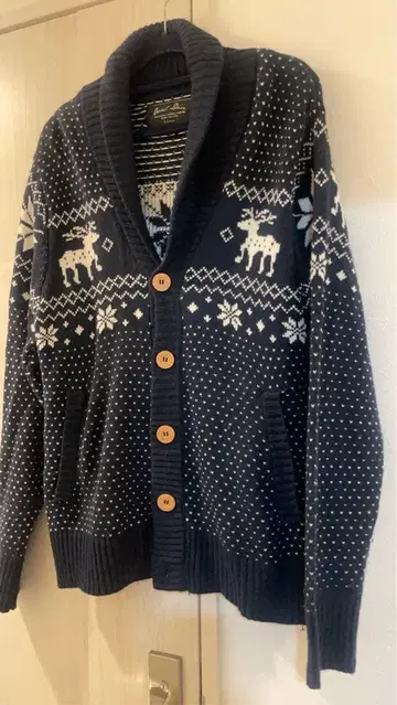 네이비 사슴 패턴 니트 가디건