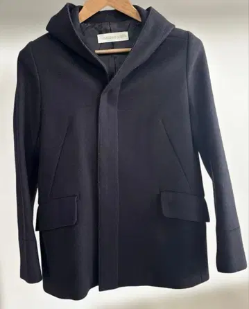 GALERIE VIE 네이비 숏코트