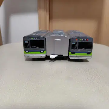 프라레일 도에이 신주쿠선 10-300형 (4차 차량)