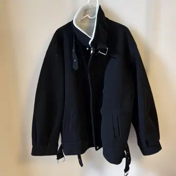 플리스 자켓 블랙 카라 부착