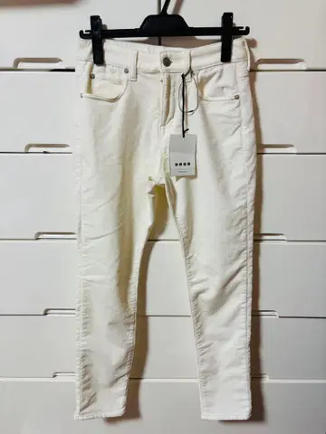 [ 미사용 새상품 ] 플라스테 속기모 코듀로이 팬츠 화이트 25