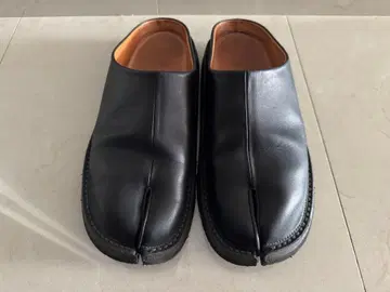 [ TOKYO SANDAL ] 타비 슬립온 (블랙)