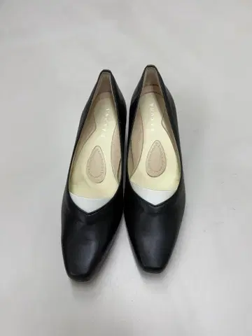 컬러 교정 펌프스 [ 5.5cm 힐 ] RAKUNA 라쿠나 4E