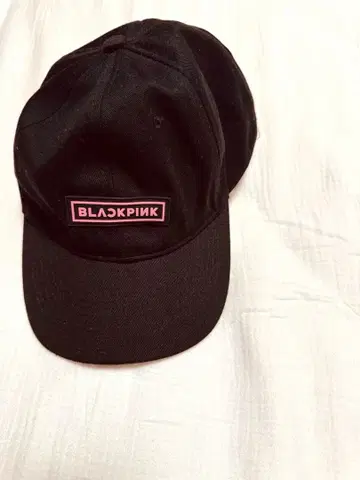 BLACKPINK 로고 캡