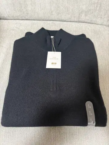 UNIQLO 캐시미어 하프 지퍼 스웨터