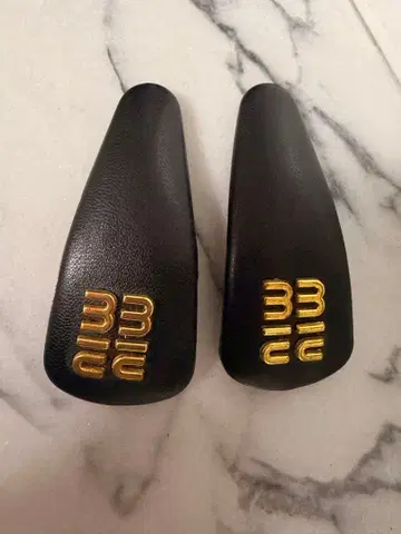 가죽 헤어핀 블랙