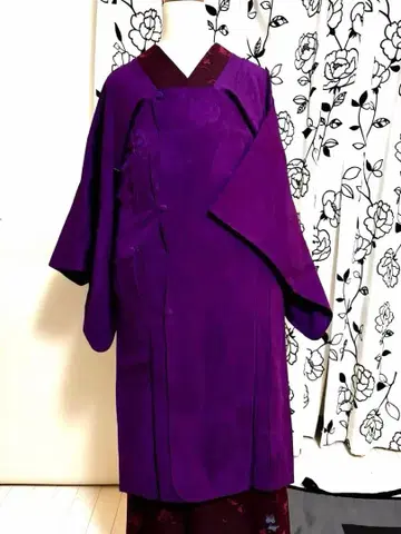 도진 코트 앤티크 보라색