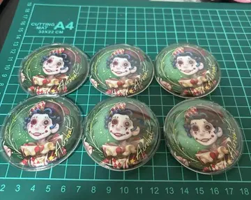 제5인격 크리스마스 캔뱃지 세트 곡예사