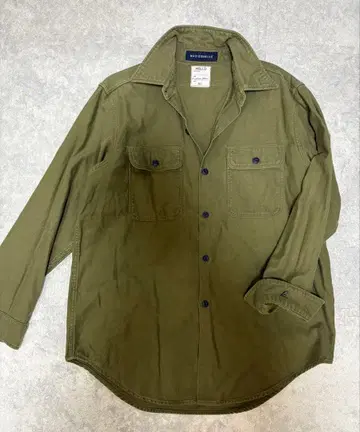 매디슨 블루 MADISONBLUE 샴브레이 셔츠 카키색 올리브색