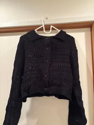 JEANASIS 블랙 뜨개질 크롭 니트