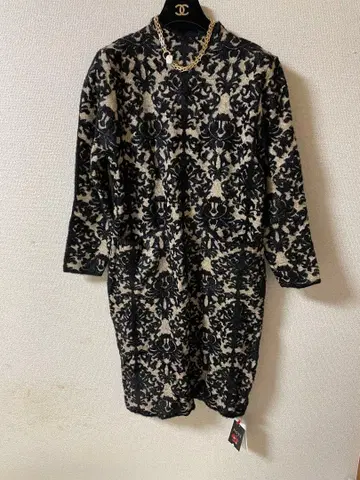 라메 믹스 꽃 패턴 니트 원피스 사이즈 M부터 L 택 포함 새상품