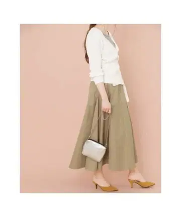 어반 리서치 KBF+ 사이드 플레어 코튼 플레어 스커트