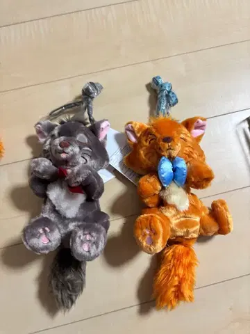 새상품 디즈니 리조트 마리캣 루즈 2세트