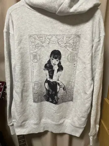 meqri 만주 아편 스쿼드 후드티