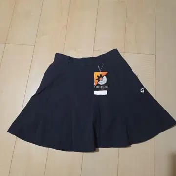 미사용 겨울 3단 레이어드 네이비 플레어 스커트