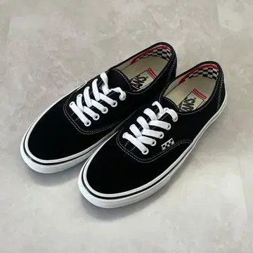 VANS SKATE AUTHENTIC BLACK/WHITE 27cm
