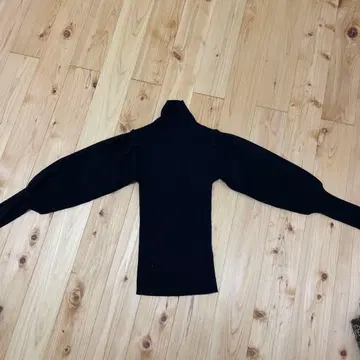 TODAYEUL 블랙 터틀넥 퍼프 슬리브 스웨터