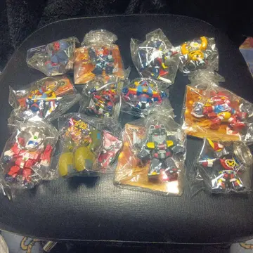 슈퍼로봇 피규어 키링 12종 세트