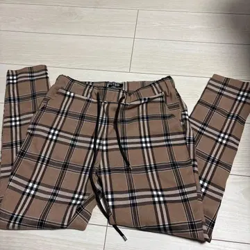 RTEG 체크 무늬 스트레이트 팬츠 M 사이즈