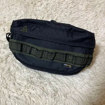 나이키 ACG 코듀라 바디백 블랙 올리브
