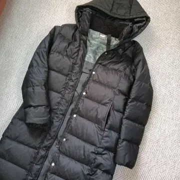 PUMA 블랙 울트라 라이트 다운 자켓 후드 부착 벤치 코트