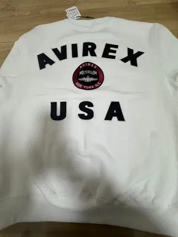 AVIREX 화이트 맨투맨 트레이닝복