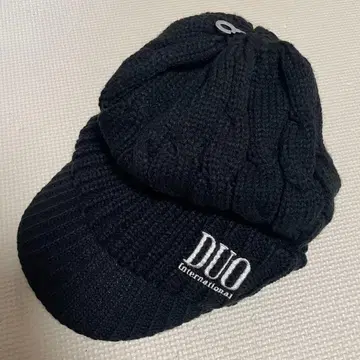 DUO 듀오 챙 달린 니트 모자 블랙 니트 캡 미사용