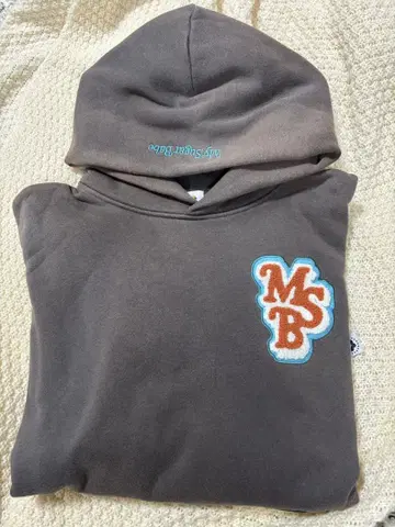 MSB 자수 로고 브라운 후드티
