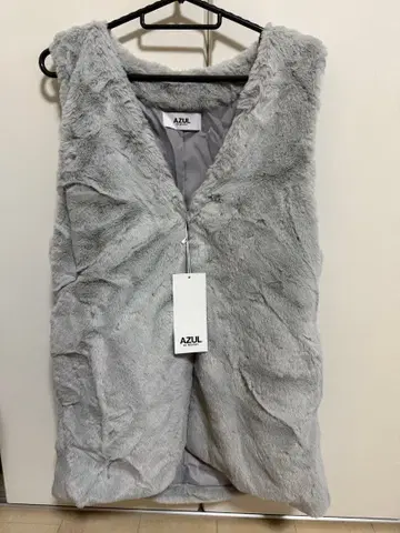 미사용 새상품 AZUL by MOUSSY 그레이 퍼 베스트