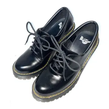Dr. Martens 닥터마틴 SALOME UK5