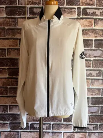 adidas 화이트 집업 자켓