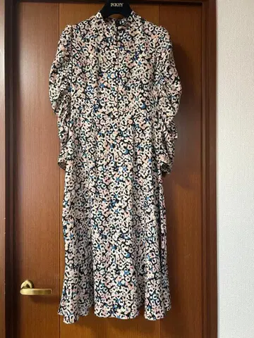 아나이 ANAYI 플라워 레오파드 프린트 원피스 36 롱 원피스