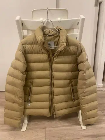 PYRENEX 베이지 다운 자켓