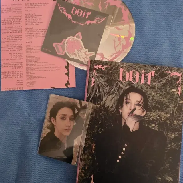 개봉앨범 6천원 방찬 울프찬 포카 스키즈 스트레이키즈 수수료별도  두잇