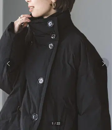 Noble 2023 충전솜 코트 블랙