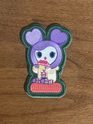 TWICE LOVELYS 와펜 스티커 사나