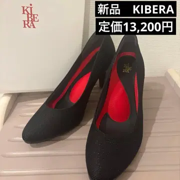 새상품 KIBERA 블랙 펌프스 22.5cm