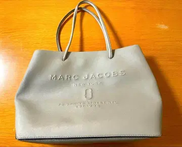 재가격 인하! 마크제이콥스 M0011046 그레이 토트백 여성용